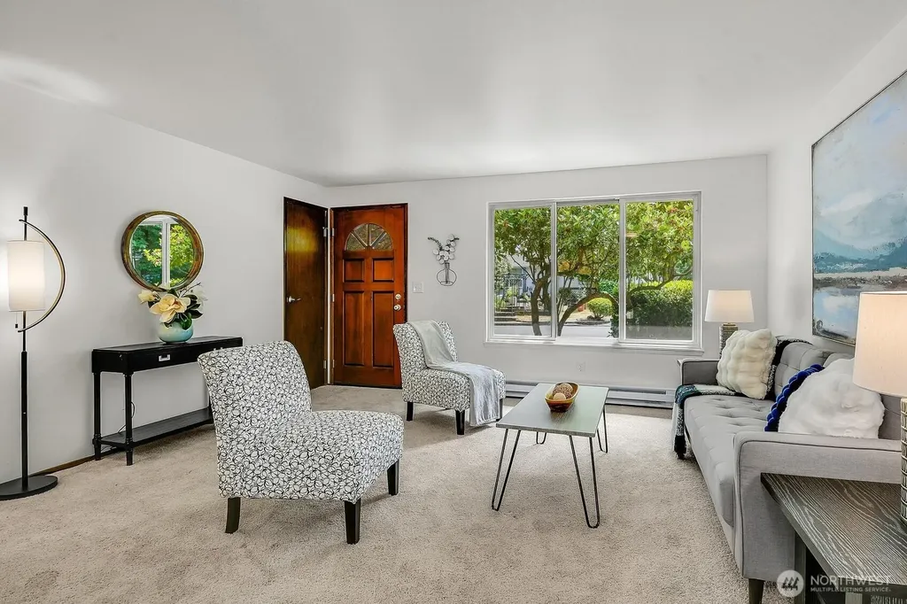 9778 NE 126th Place Kirkland WA 98034