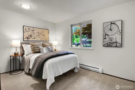 9778 NE 126th Place Kirkland WA 98034