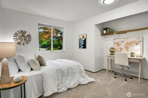 9778 NE 126th Place Kirkland WA 98034