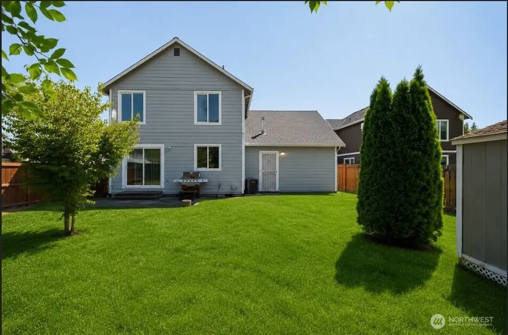 5202 E E Street Tacoma WA 98404