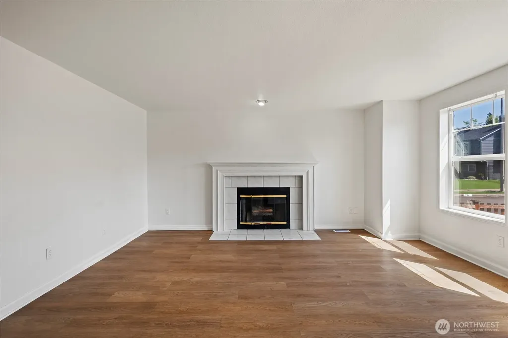 5202 E E Street Tacoma WA 98404