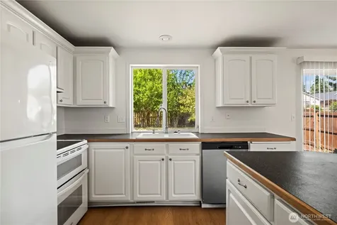 5202 E E Street Tacoma WA 98404
