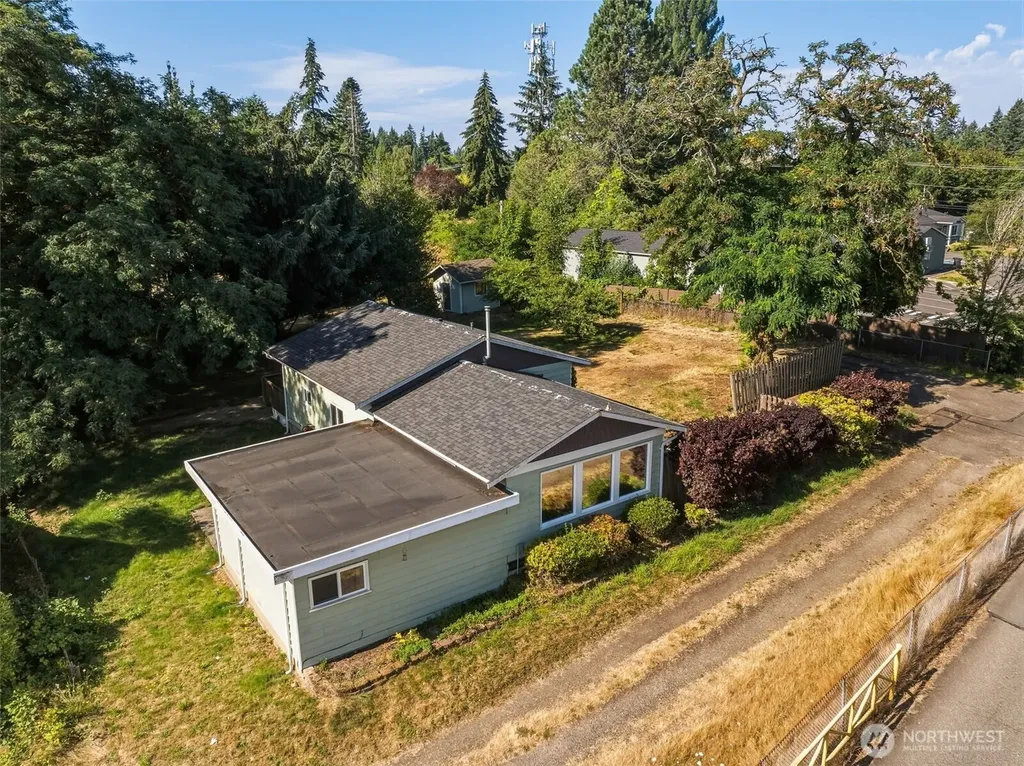 1648 Wolves Road Port Orchard WA 98366