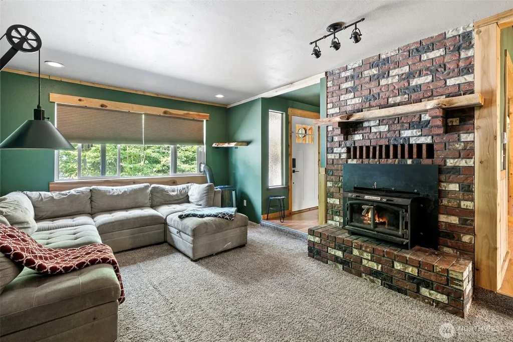 14102 131st Street NW Gig Harbor WA 98329