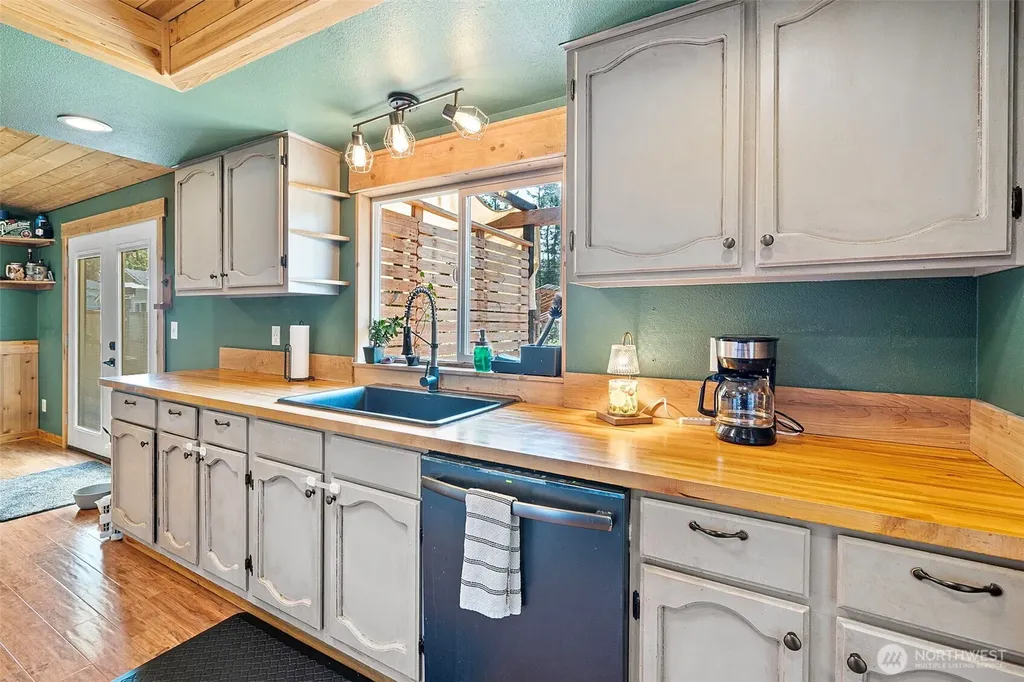 14102 131st Street NW Gig Harbor WA 98329