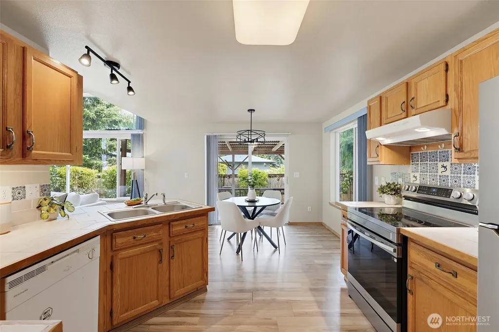 5626 29th Court SE Lacey WA 98503