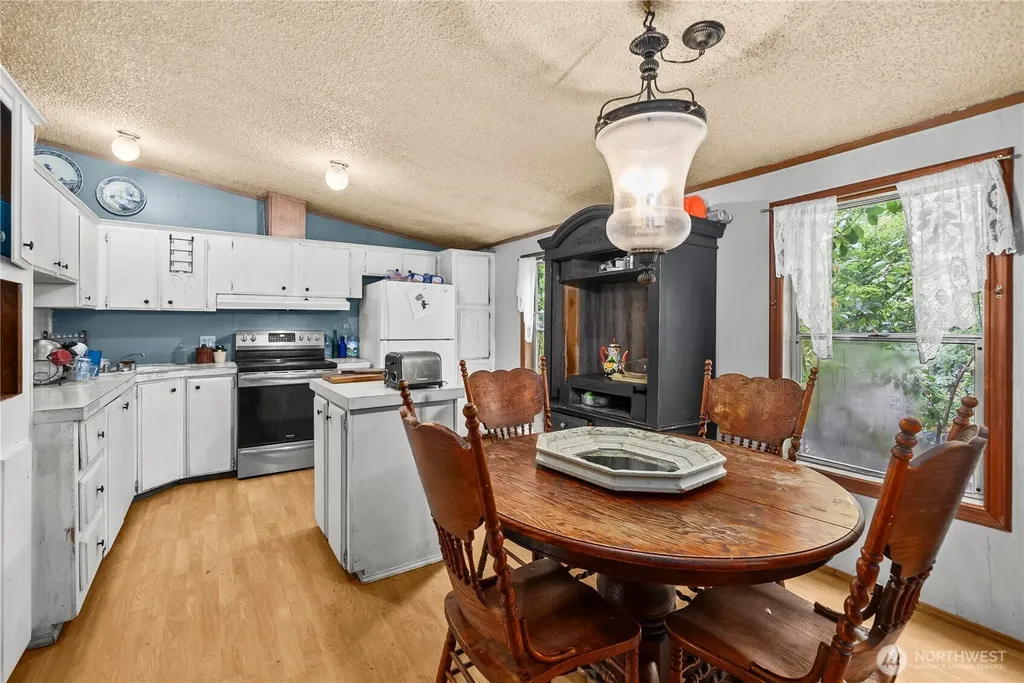 310 E Olde Lyme Road Shelton WA 98584
