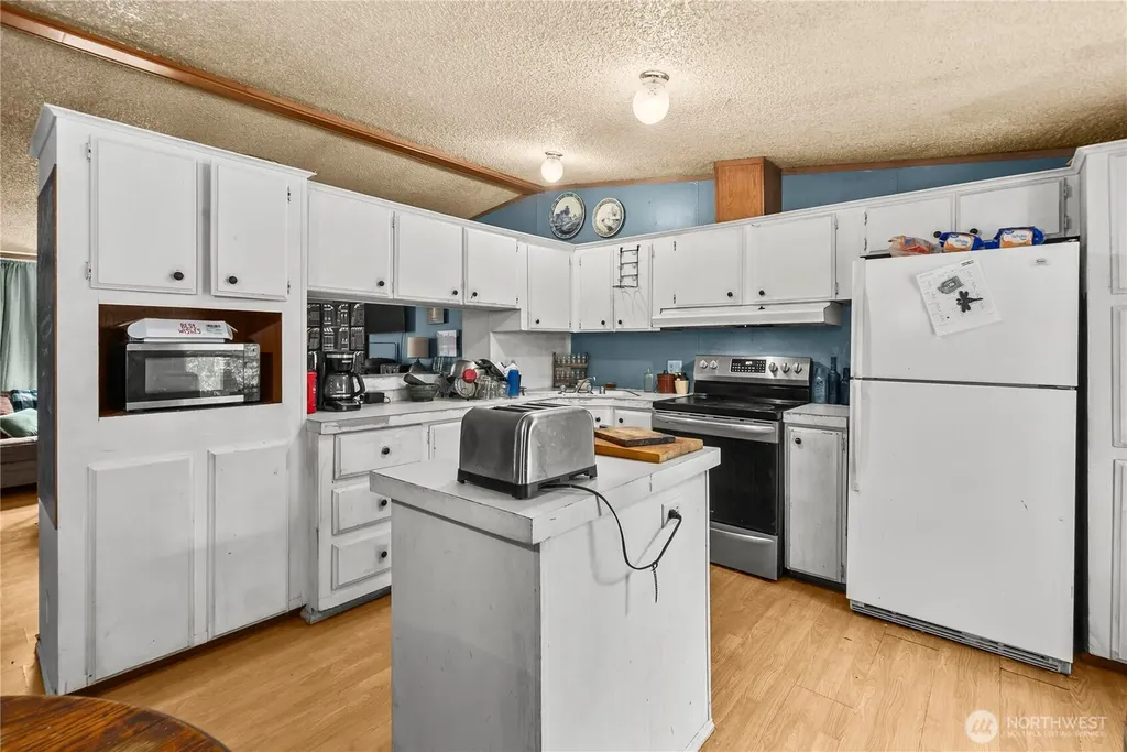310 E Olde Lyme Road Shelton WA 98584