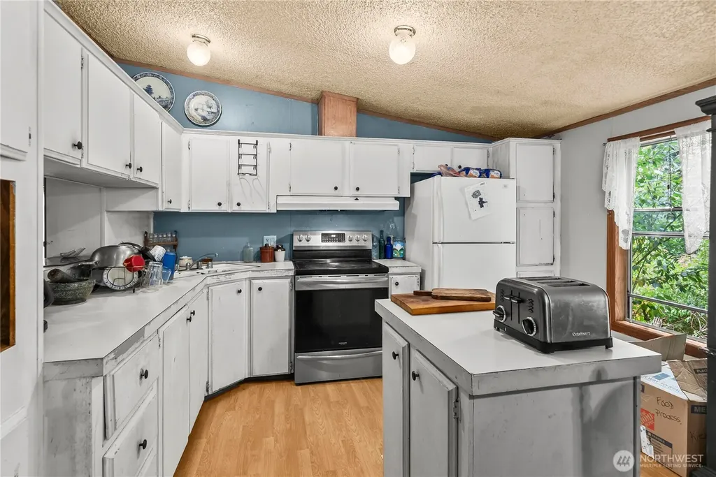 310 E Olde Lyme Road Shelton WA 98584