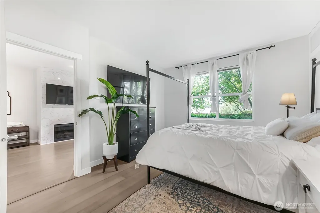 2970 SW Raymond Street Seattle WA 98126