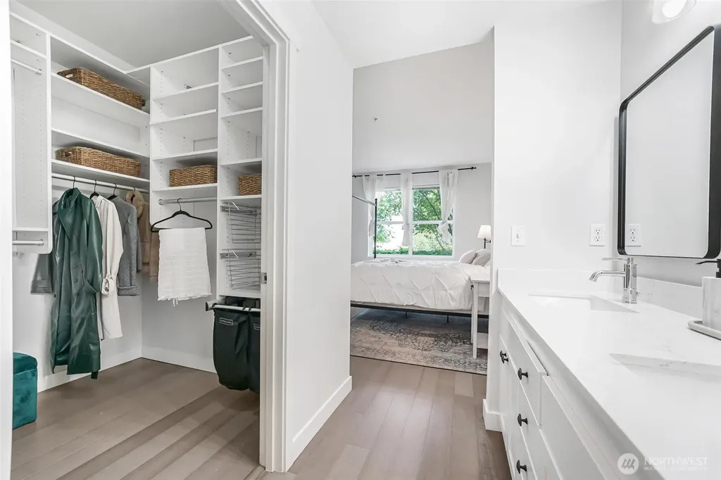 2970 SW Raymond Street Seattle WA 98126