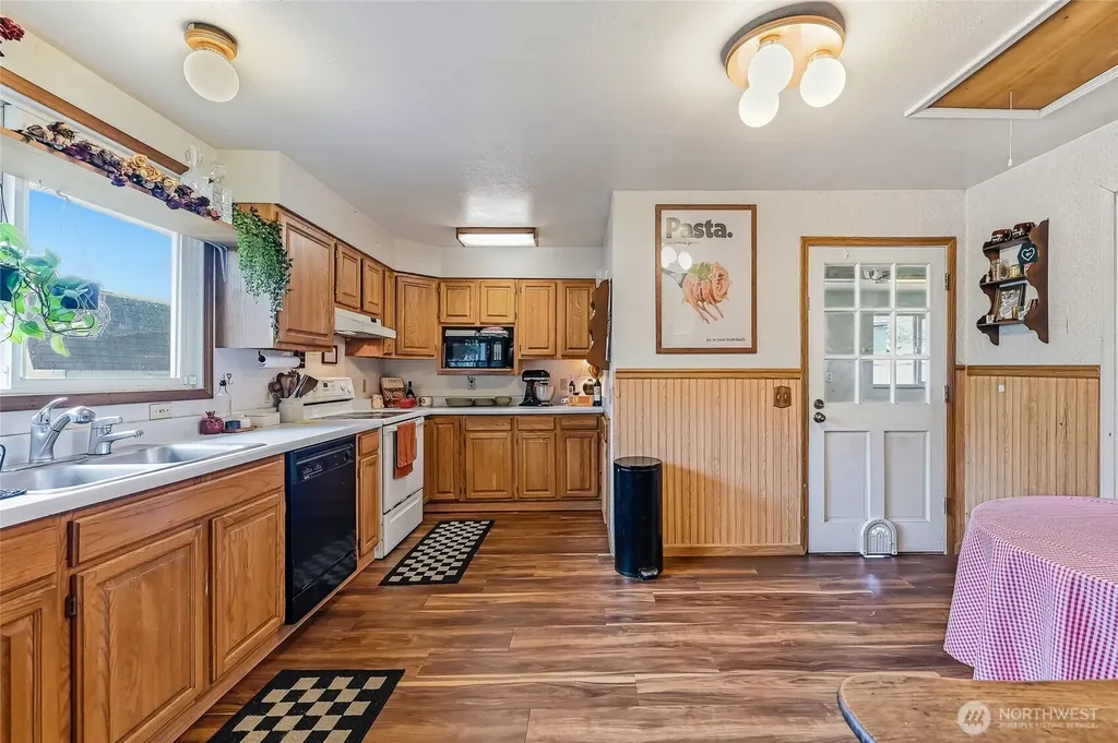 416 N Alcazar Avenue Arlington WA 98223