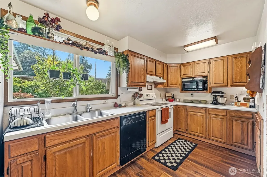 416 N Alcazar Avenue Arlington WA 98223