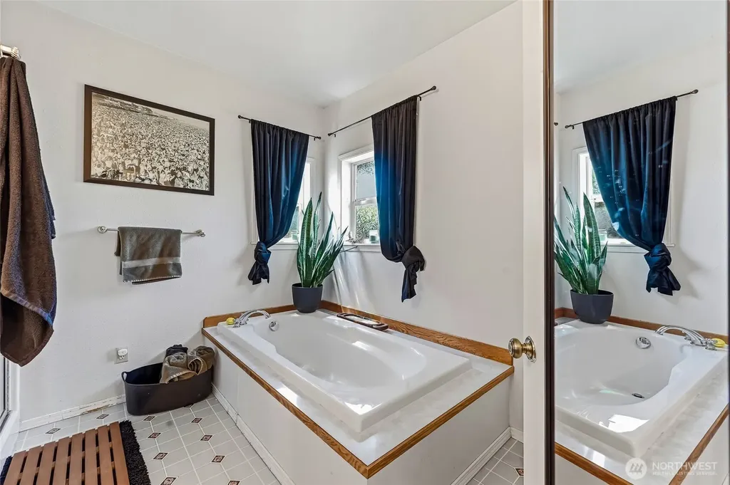 416 N Alcazar Avenue Arlington WA 98223