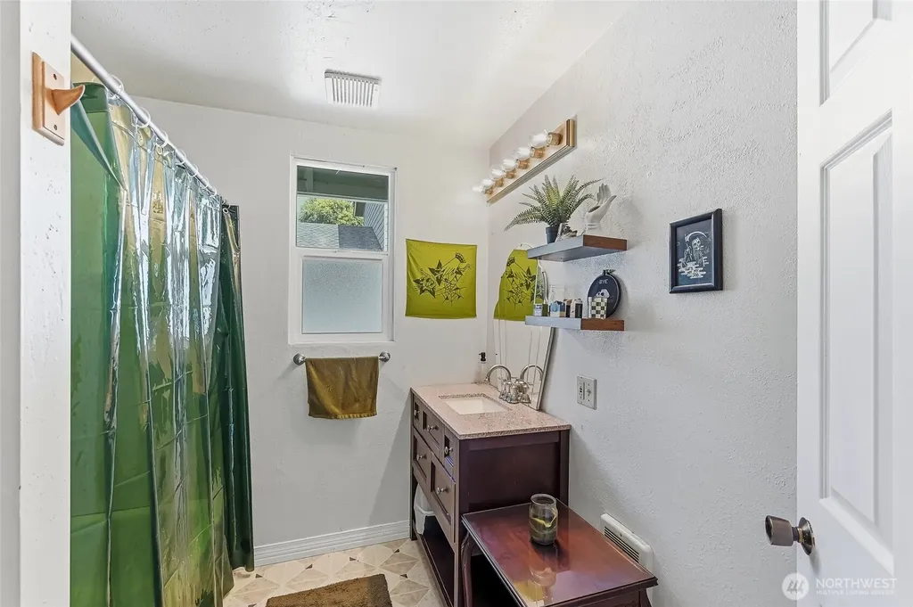 416 N Alcazar Avenue Arlington WA 98223