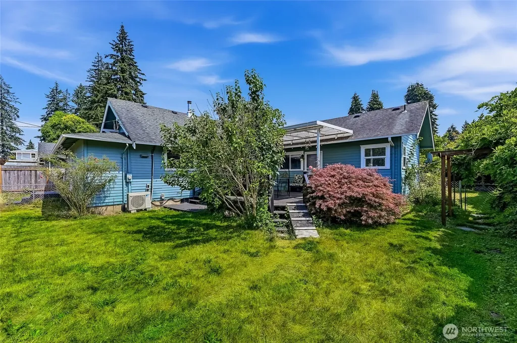 416 N Alcazar Avenue Arlington WA 98223