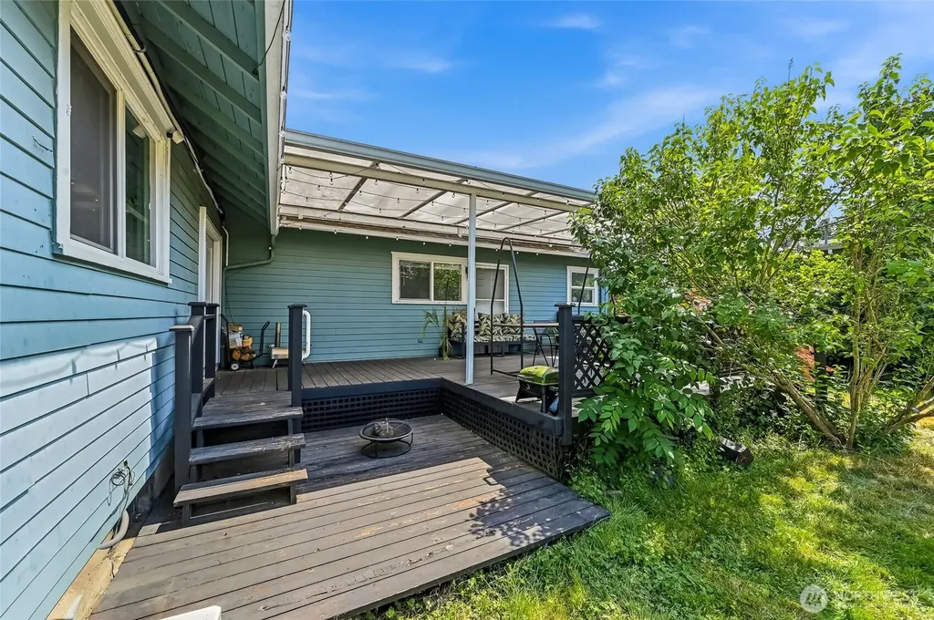 416 N Alcazar Avenue Arlington WA 98223