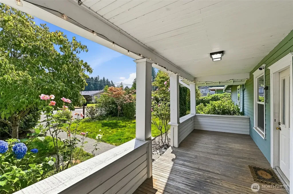 416 N Alcazar Avenue Arlington WA 98223