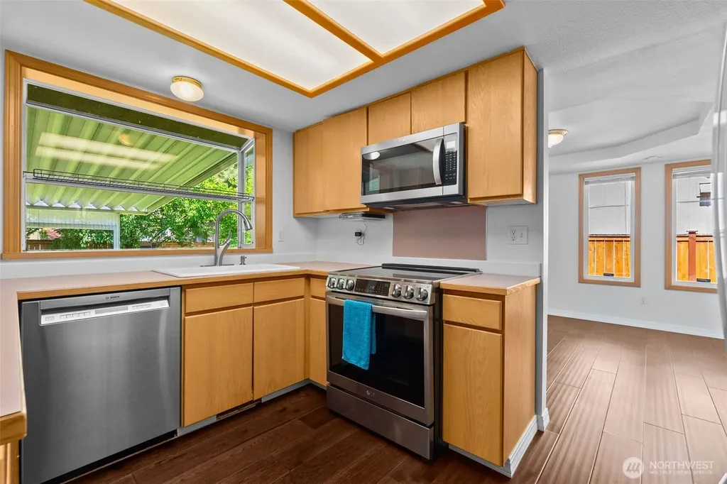 5447 Park Place Loop SE Lacey WA 98503