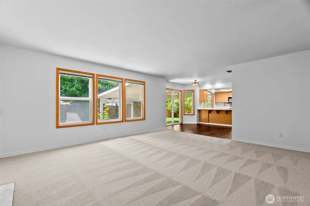 5447 Park Place Loop SE Lacey WA 98503