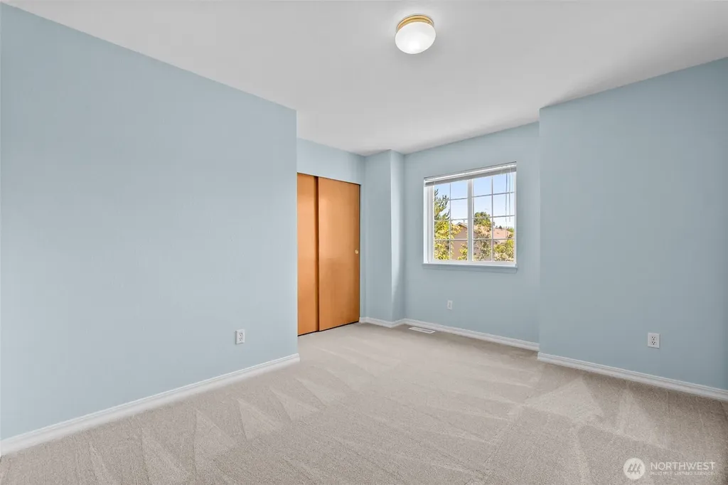 5447 Park Place Loop SE Lacey WA 98503