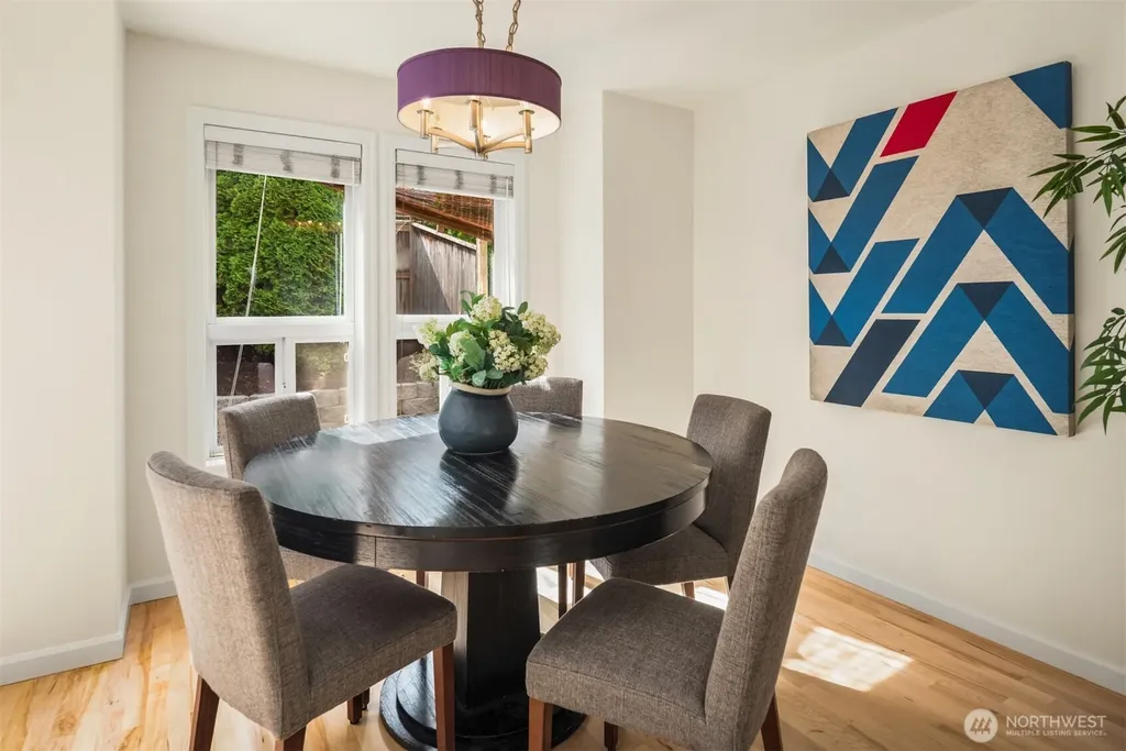 2310 W Dravus Street Seattle WA 98199