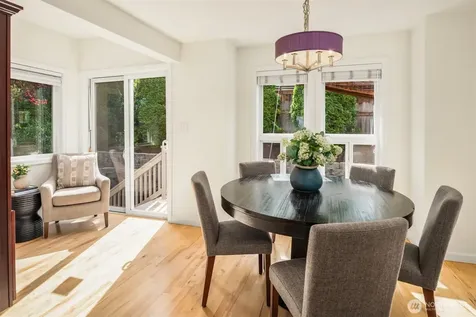 2310 W Dravus Street Seattle WA 98199