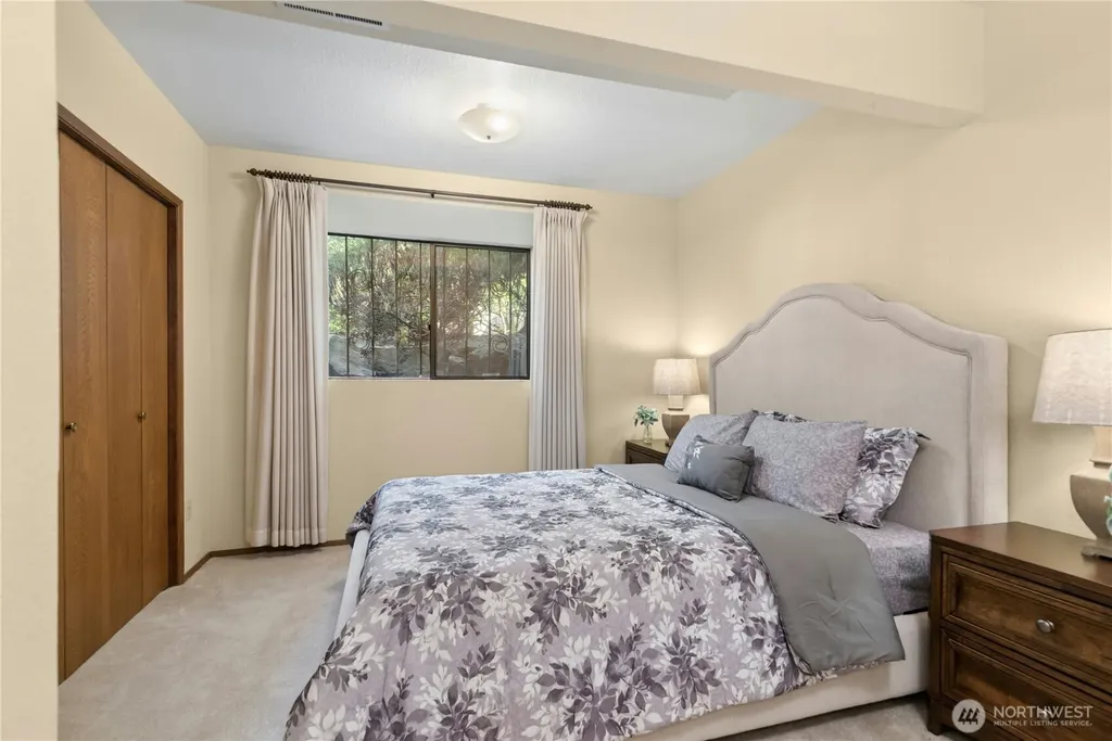 12426 SE 30th Street Bellevue WA 98005