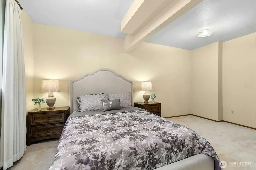 12426 SE 30th Street Bellevue WA 98005