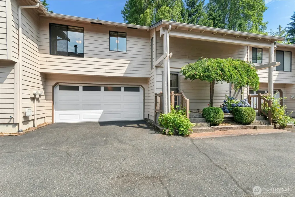 12426 SE 30th Street Bellevue WA 98005