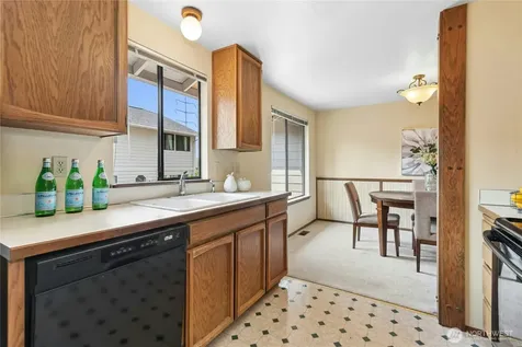 12426 SE 30th Street Bellevue WA 98005