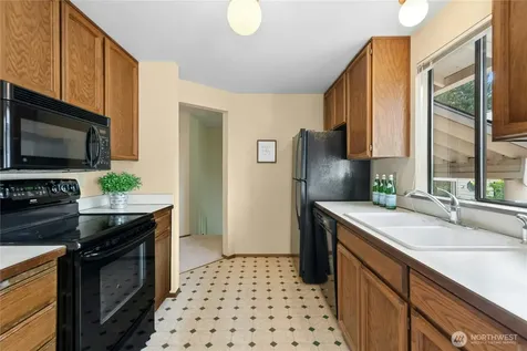 12426 SE 30th Street Bellevue WA 98005