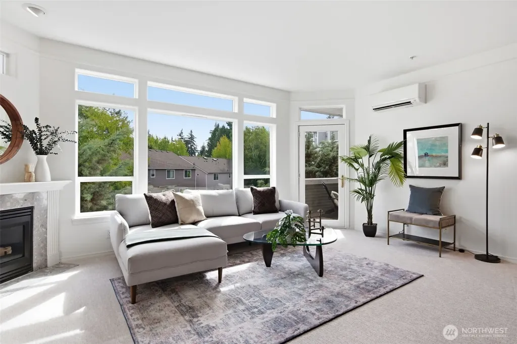6918 208th Street SW Lynnwood WA 98036