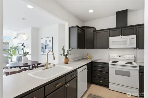 6918 208th Street SW Lynnwood WA 98036