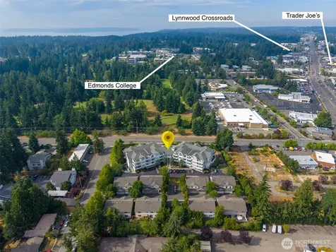 6918 208th Street SW Lynnwood WA 98036