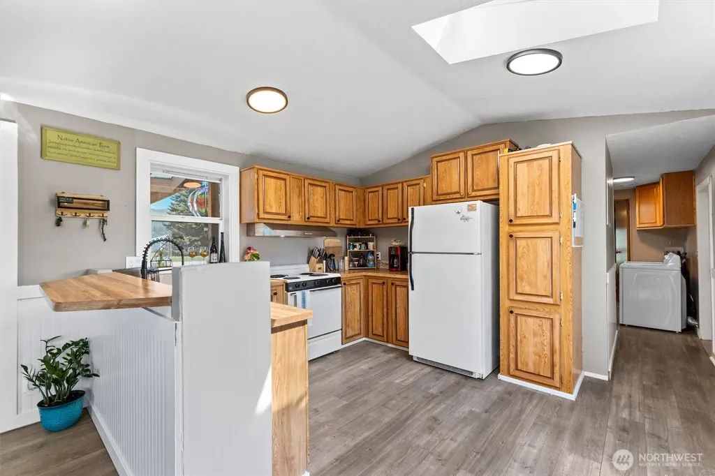 8902 Telegraph Road Sumas WA 98295