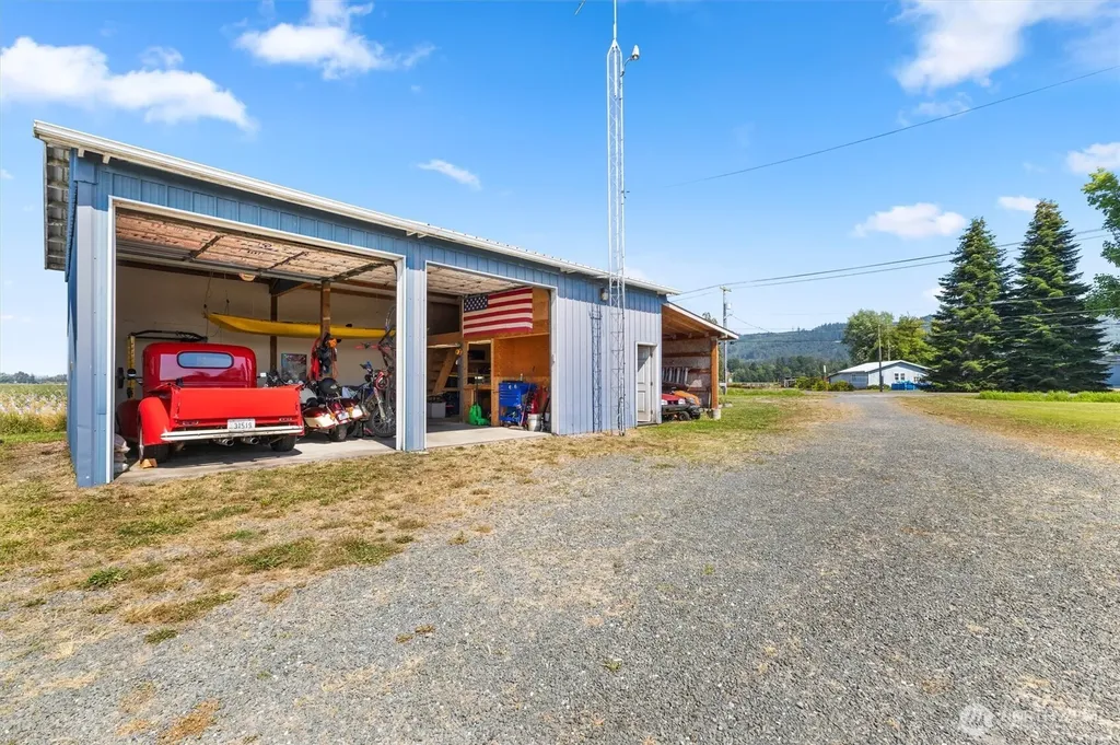 8902 Telegraph Road Sumas WA 98295