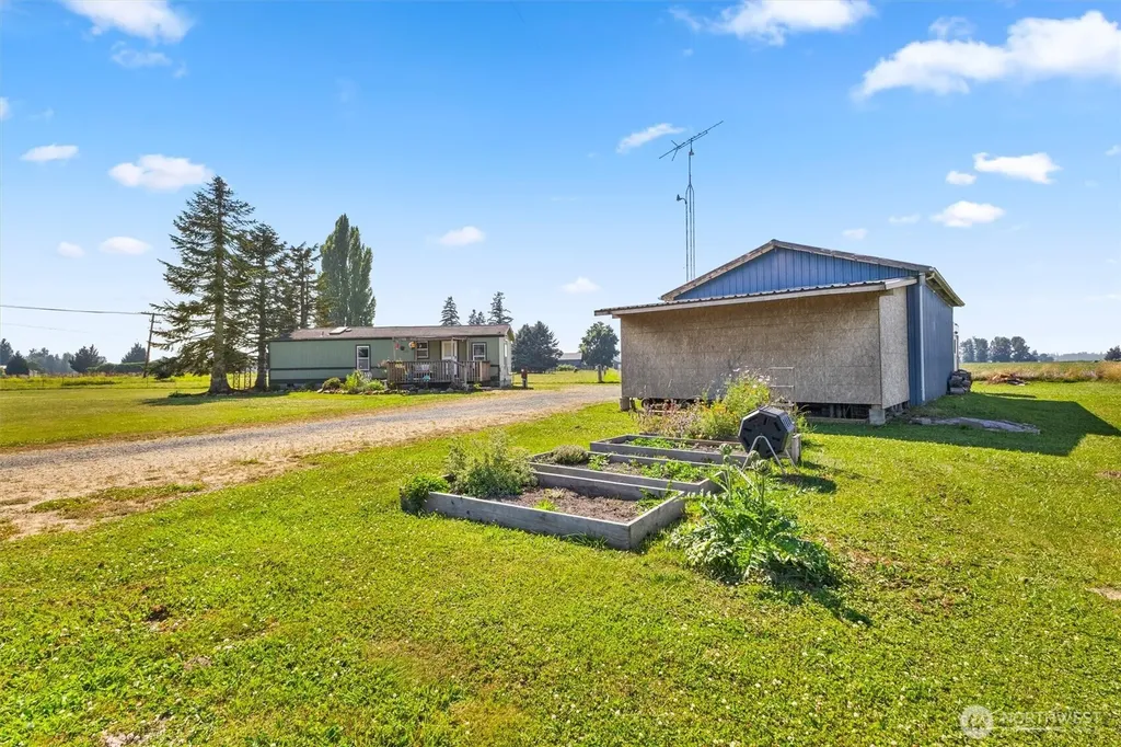 8902 Telegraph Road Sumas WA 98295