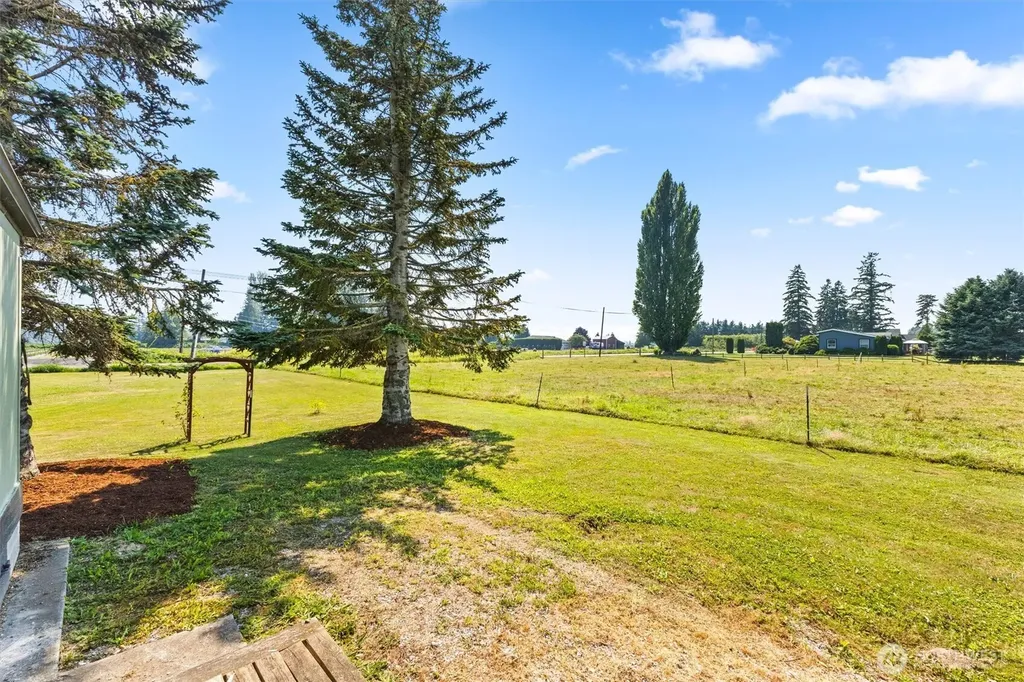 8902 Telegraph Road Sumas WA 98295