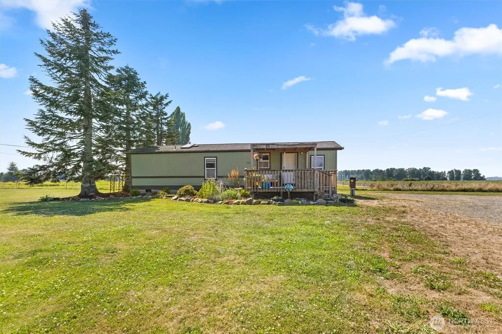 8902 Telegraph Road Sumas WA 98295