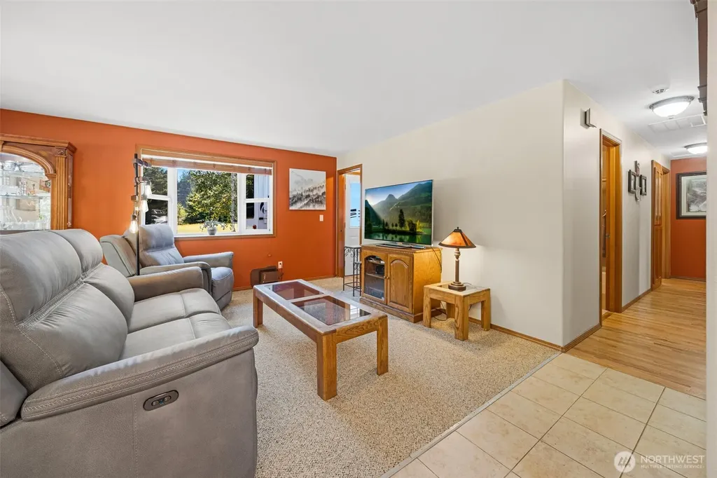 229 172nd Street NW Arlington WA 98223