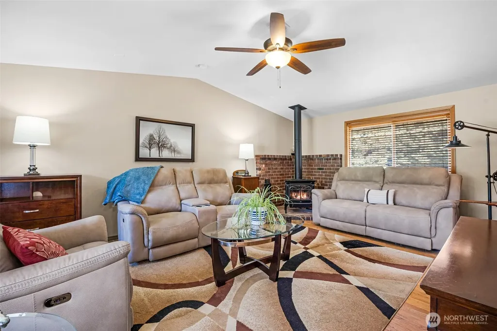 229 172nd Street NW Arlington WA 98223