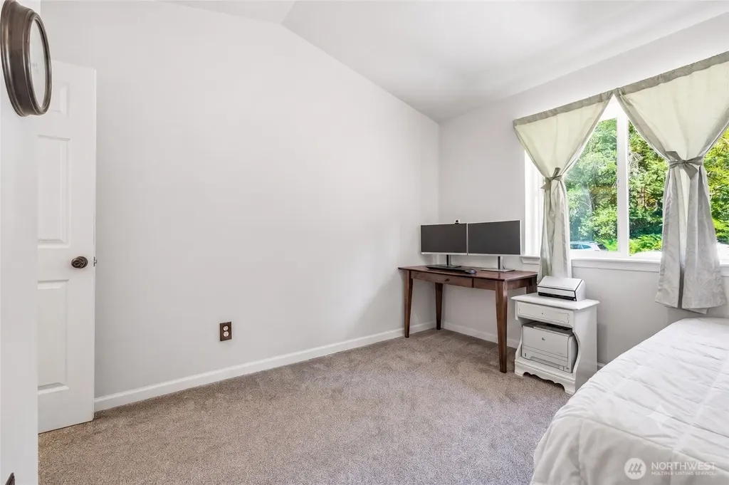 7947 E Golf Course Drive Blaine WA 98230