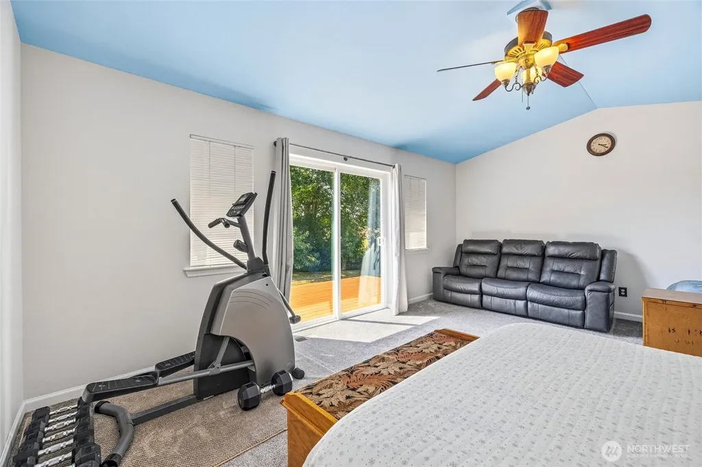 7947 E Golf Course Drive Blaine WA 98230