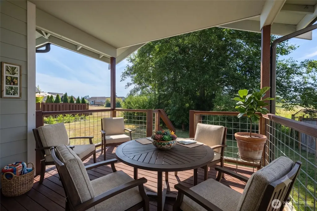 7947 E Golf Course Drive Blaine WA 98230