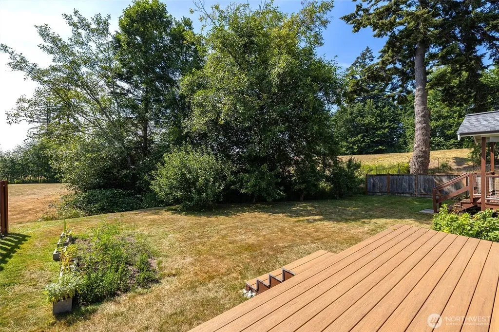 7947 E Golf Course Drive Blaine WA 98230