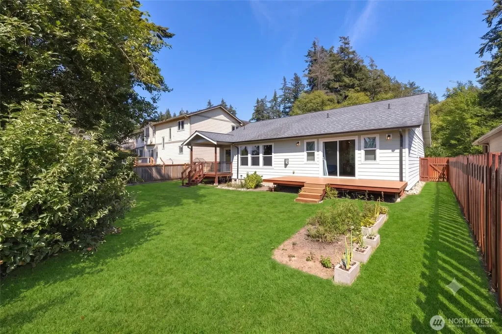 7947 E Golf Course Drive Blaine WA 98230