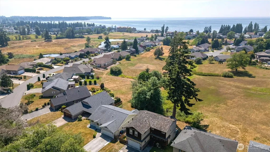 7947 E Golf Course Drive Blaine WA 98230