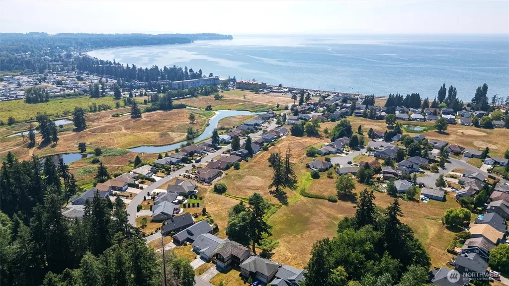 7947 E Golf Course Drive Blaine WA 98230