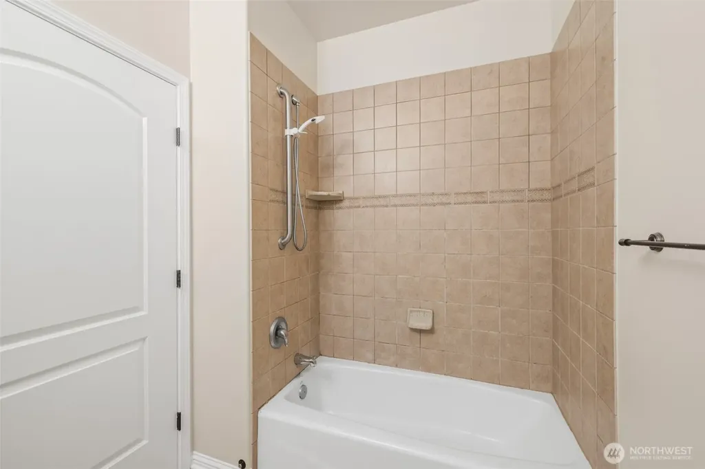 2606 Peach Court Port Angeles WA 98363